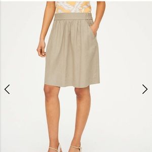 Banana Republic tan skirt